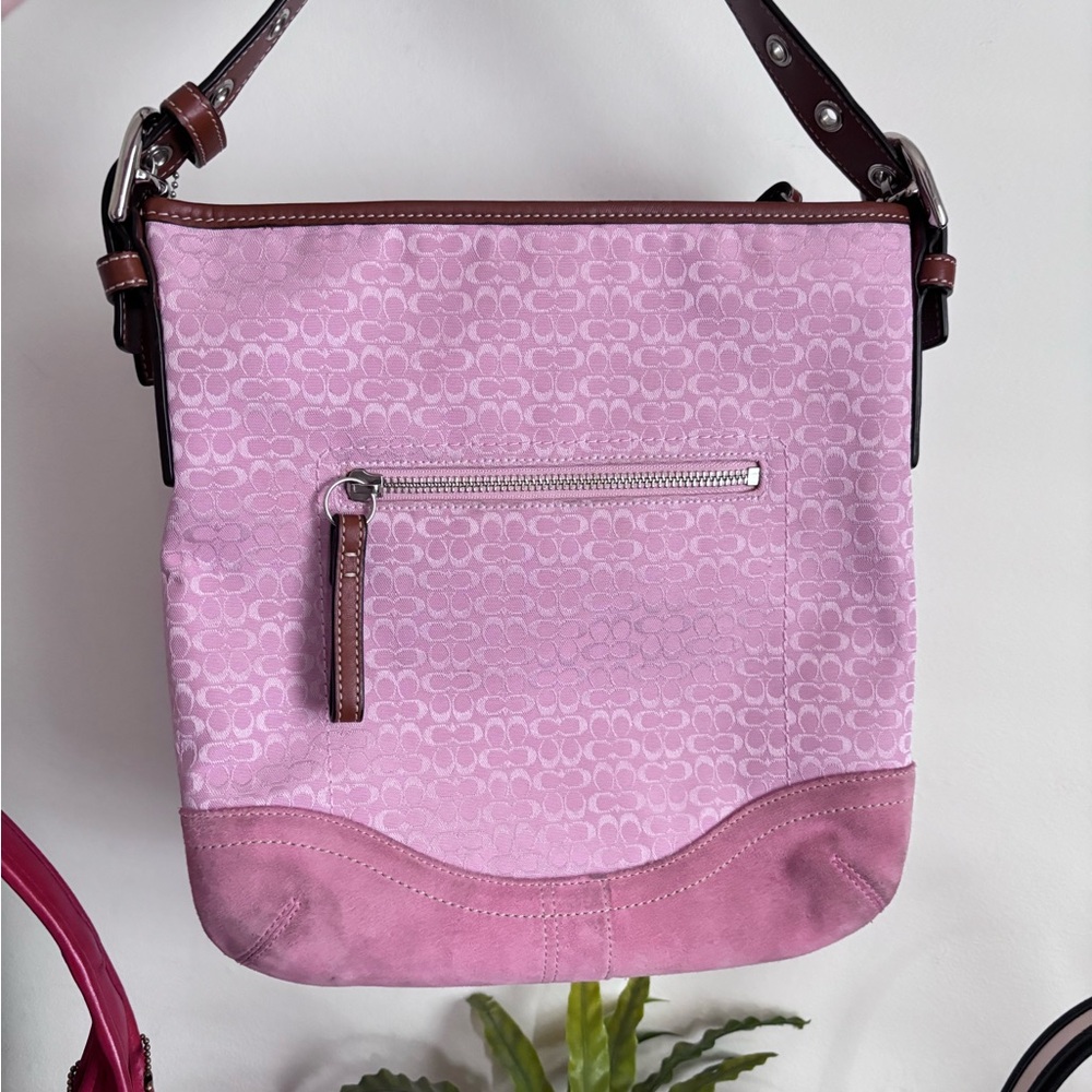 Coach Jacquard pink suede and canvas signature hobo - Picture 4 of 8